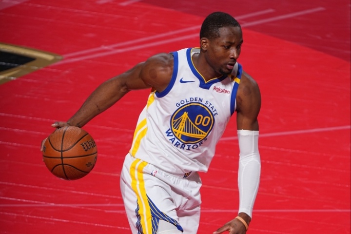 pg官网-拒绝2年4500万报价~记者：库明加和勇士的僵局可能持续到9月份