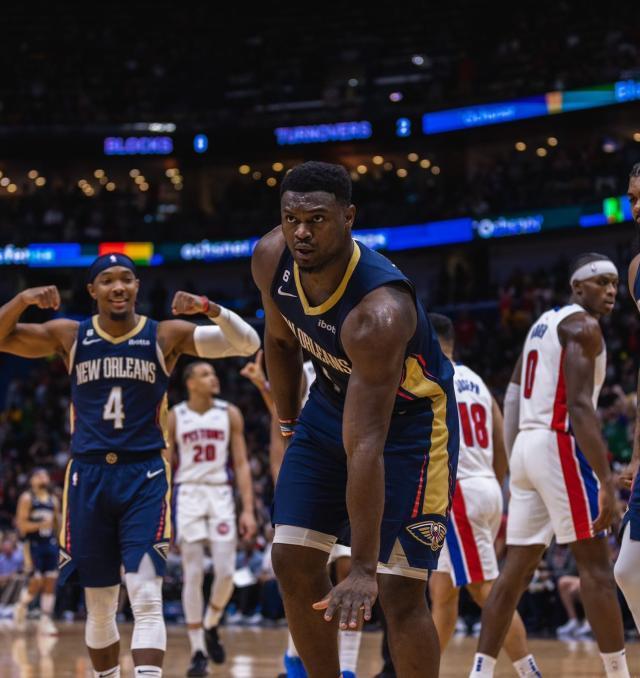 从小就强硬！锡安无惧凶狠犯规 身边有守护者